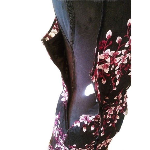 Foxiedox Women's Embroidered Midi Black Size XS Sheath Dress NWT - Picture 5 of 14